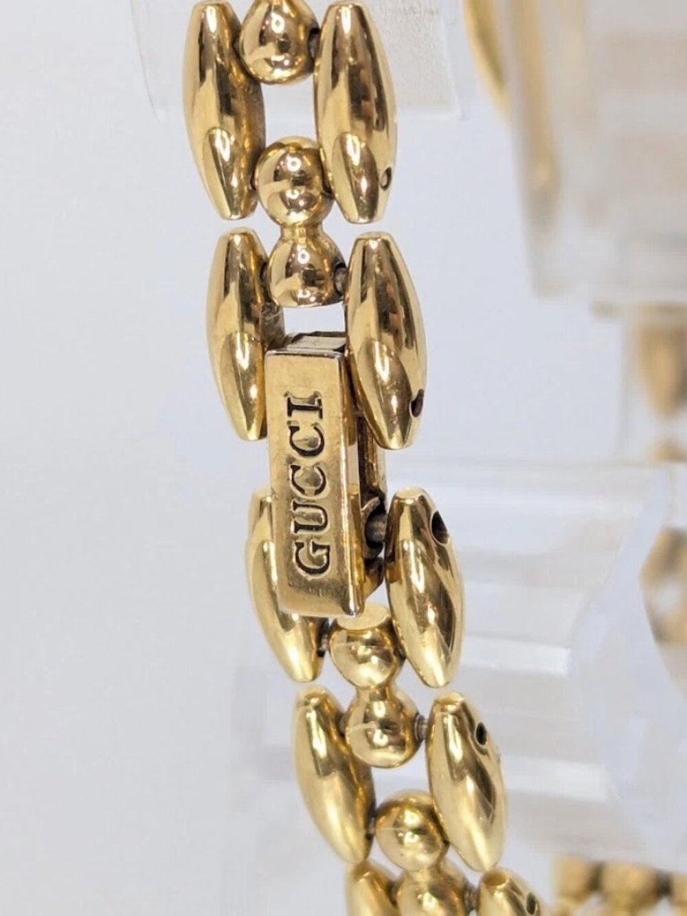 Authentic Vintage Gucci Gold Tone Bracelet Watch Enamel Bezel Women’s Swiss Made - Picture 15 of 15